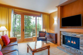 Huge 2 Connecting Rooms with Kitchen & Balcony